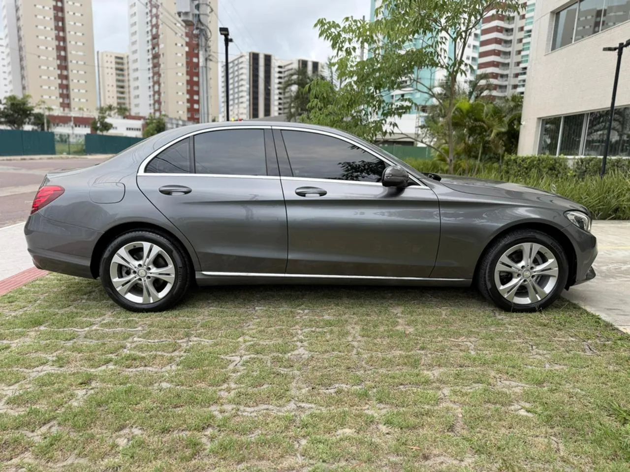 Mercedes-Benz C-180 4
