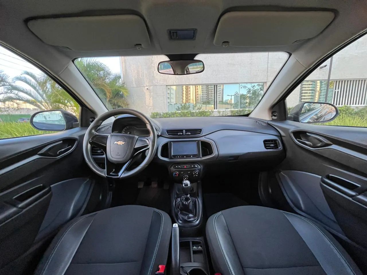 Chevrolet ONIX 13