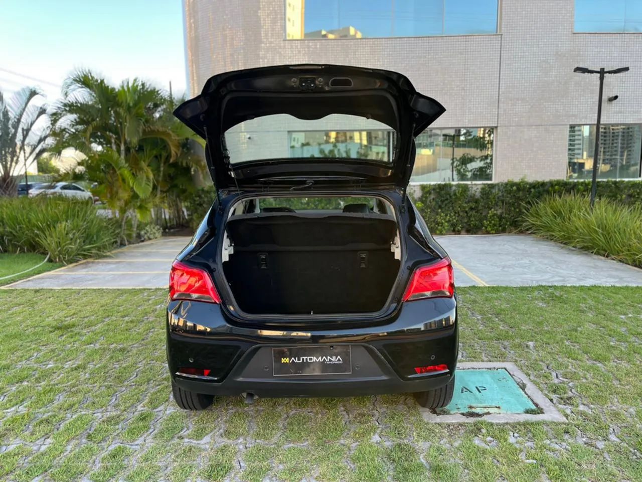 Chevrolet ONIX 14