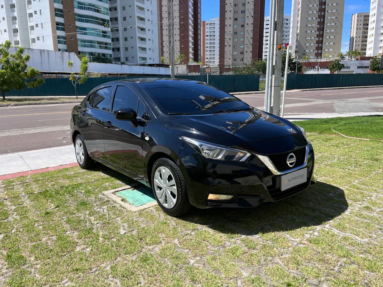 Nissan VERSA 3