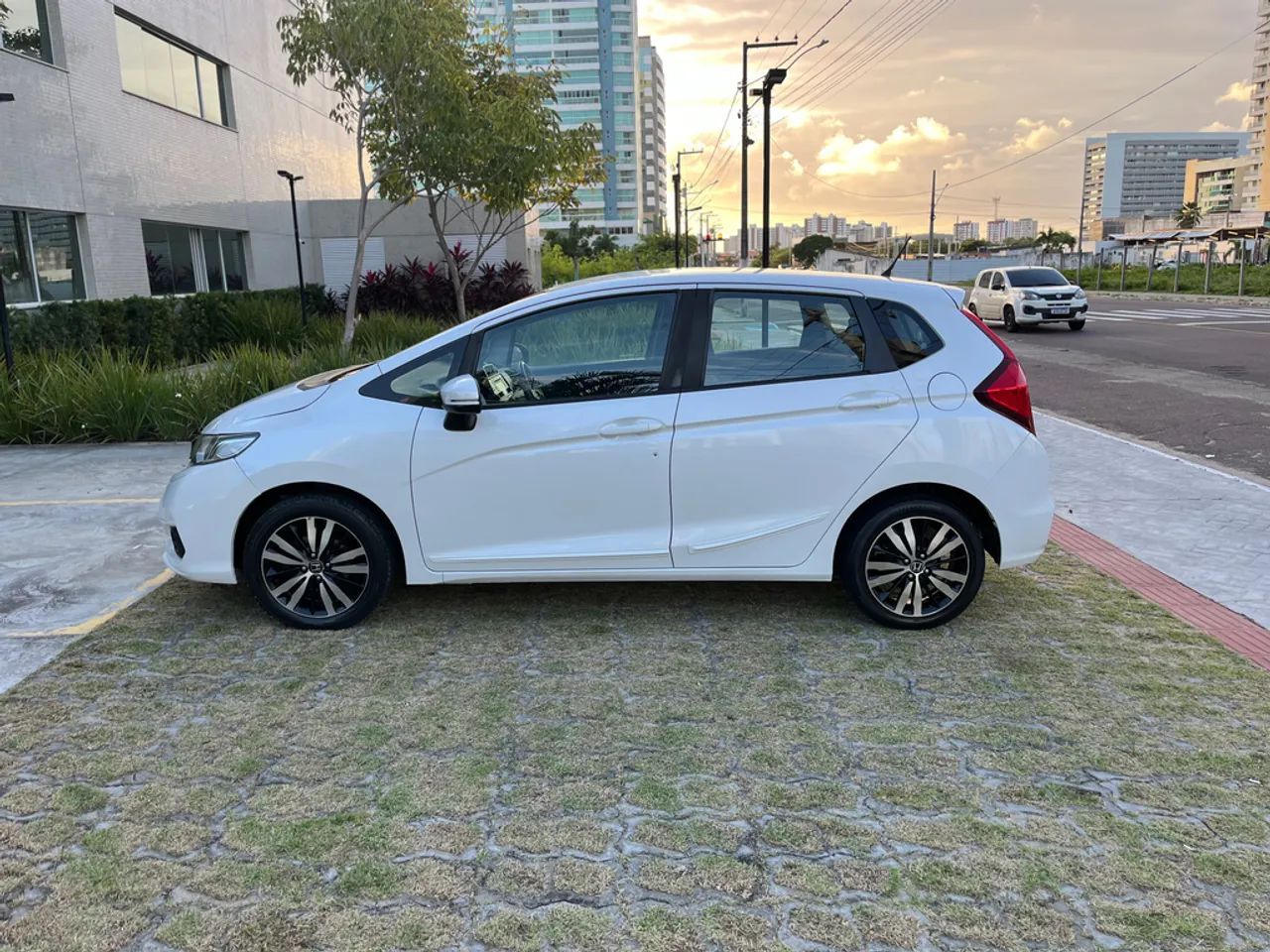 Honda FIT 6
