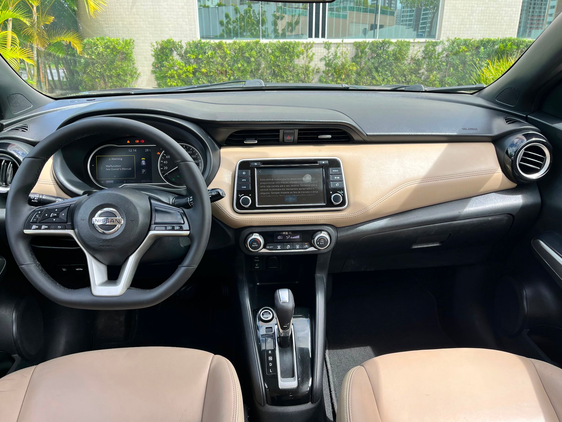 Nissan KICKS 10