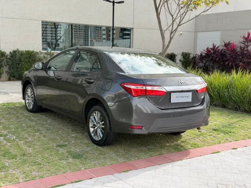 Toyota COROLLA 7