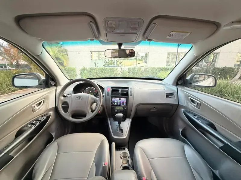 Hyundai TUCSON 11