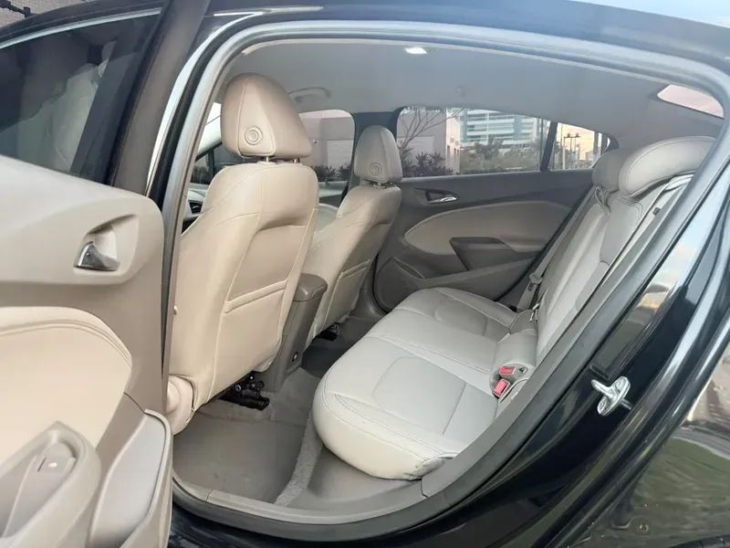Chevrolet CRUZE 10