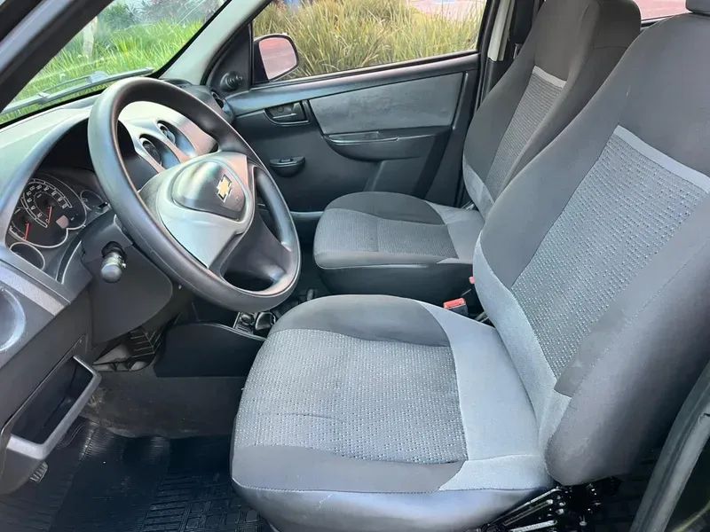 Chevrolet CELTA 8