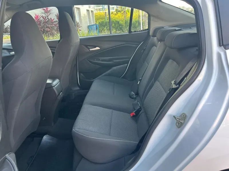 Chevrolet ONIX 12