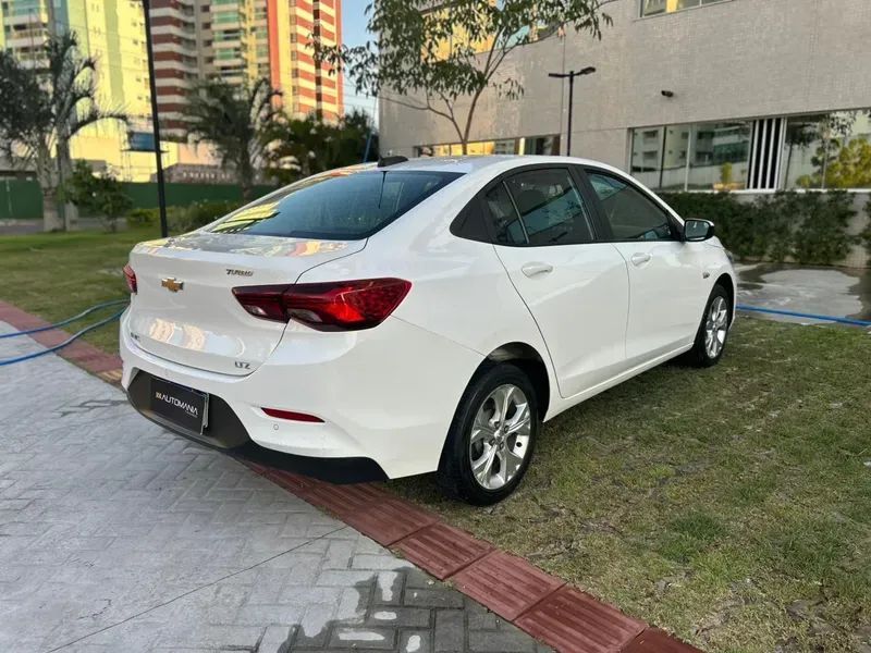 Chevrolet ONIX 5
