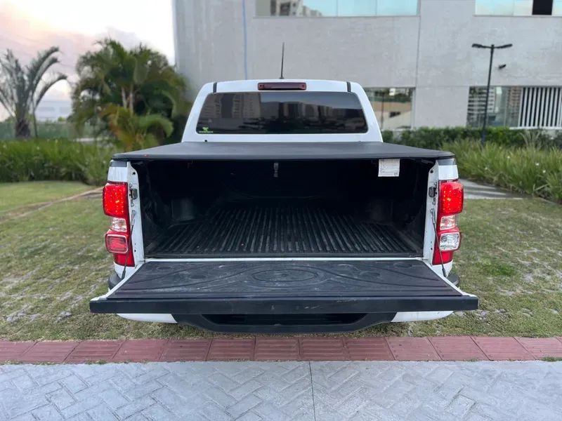 Chevrolet S10 16