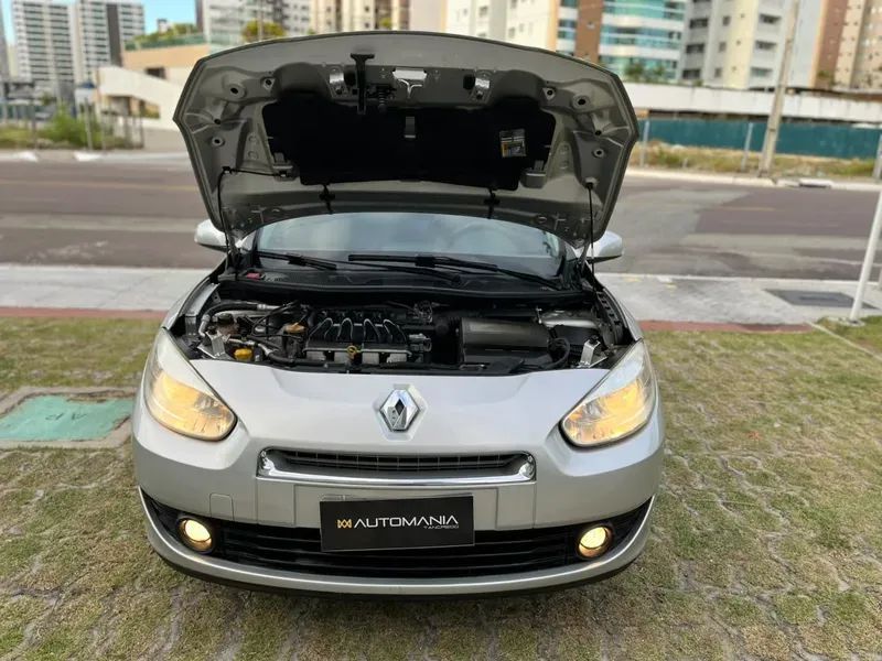Renault FLUENCE 11