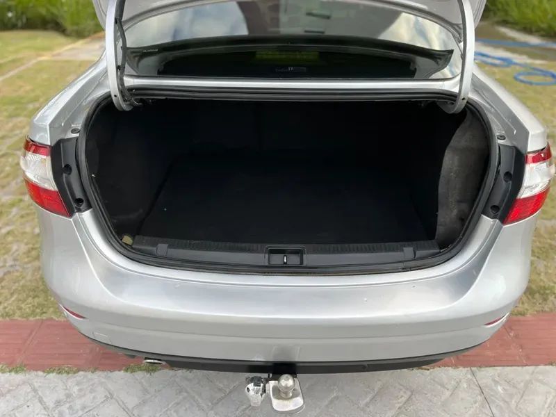Renault FLUENCE 14