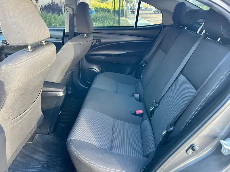 Toyota YARIS 15