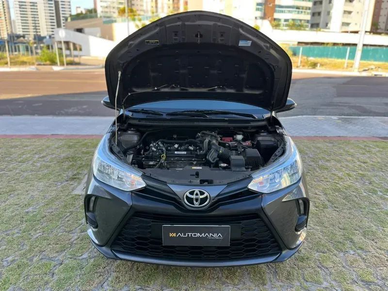 Toyota YARIS 16