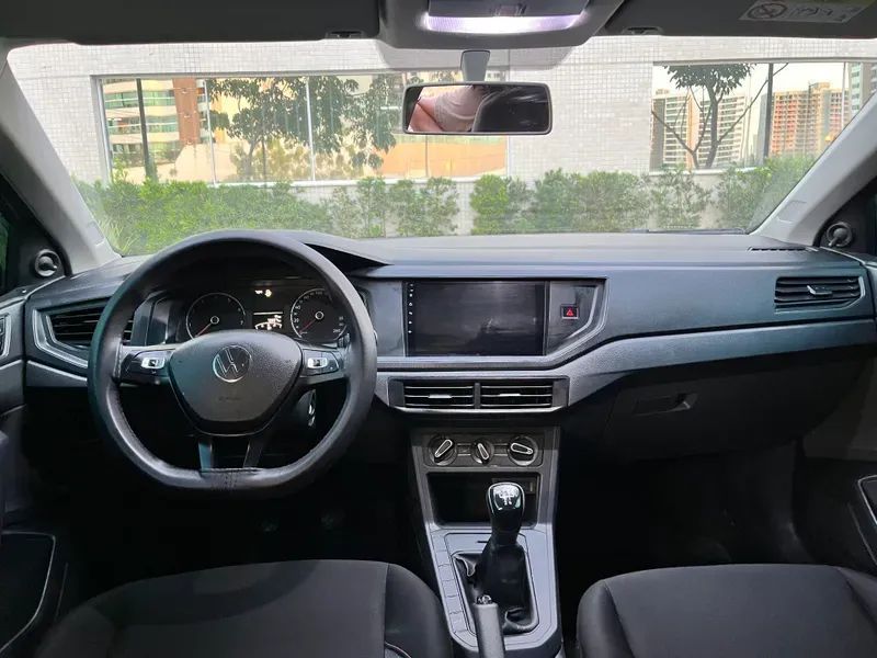 Volkswagen POLO 10