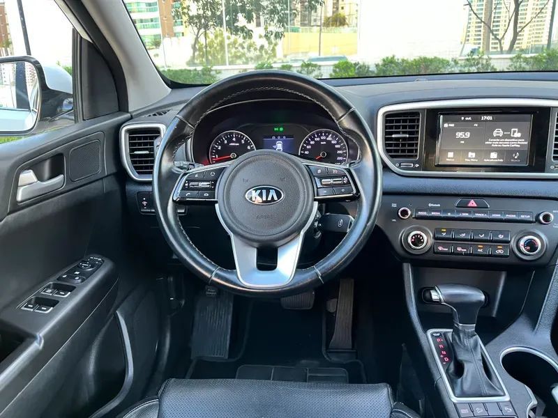 Kia Motors SPORTAGE 9