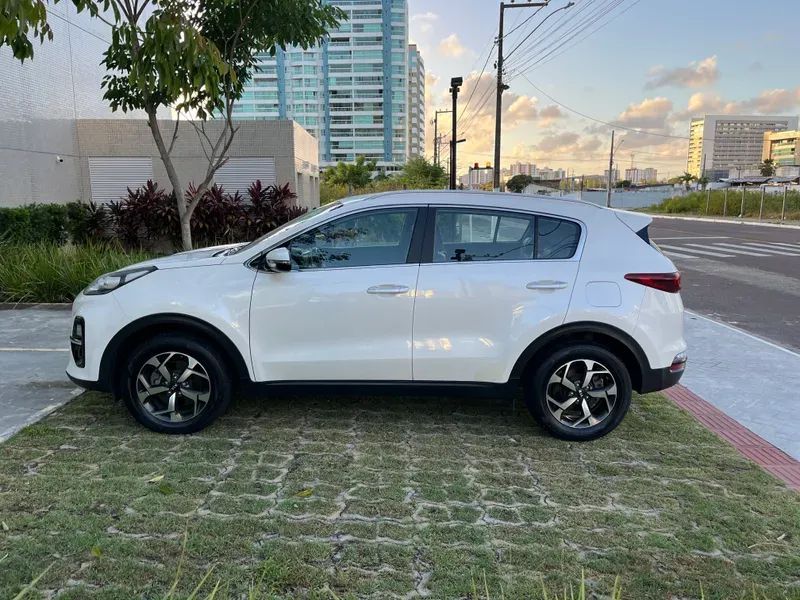 Kia Motors SPORTAGE 8