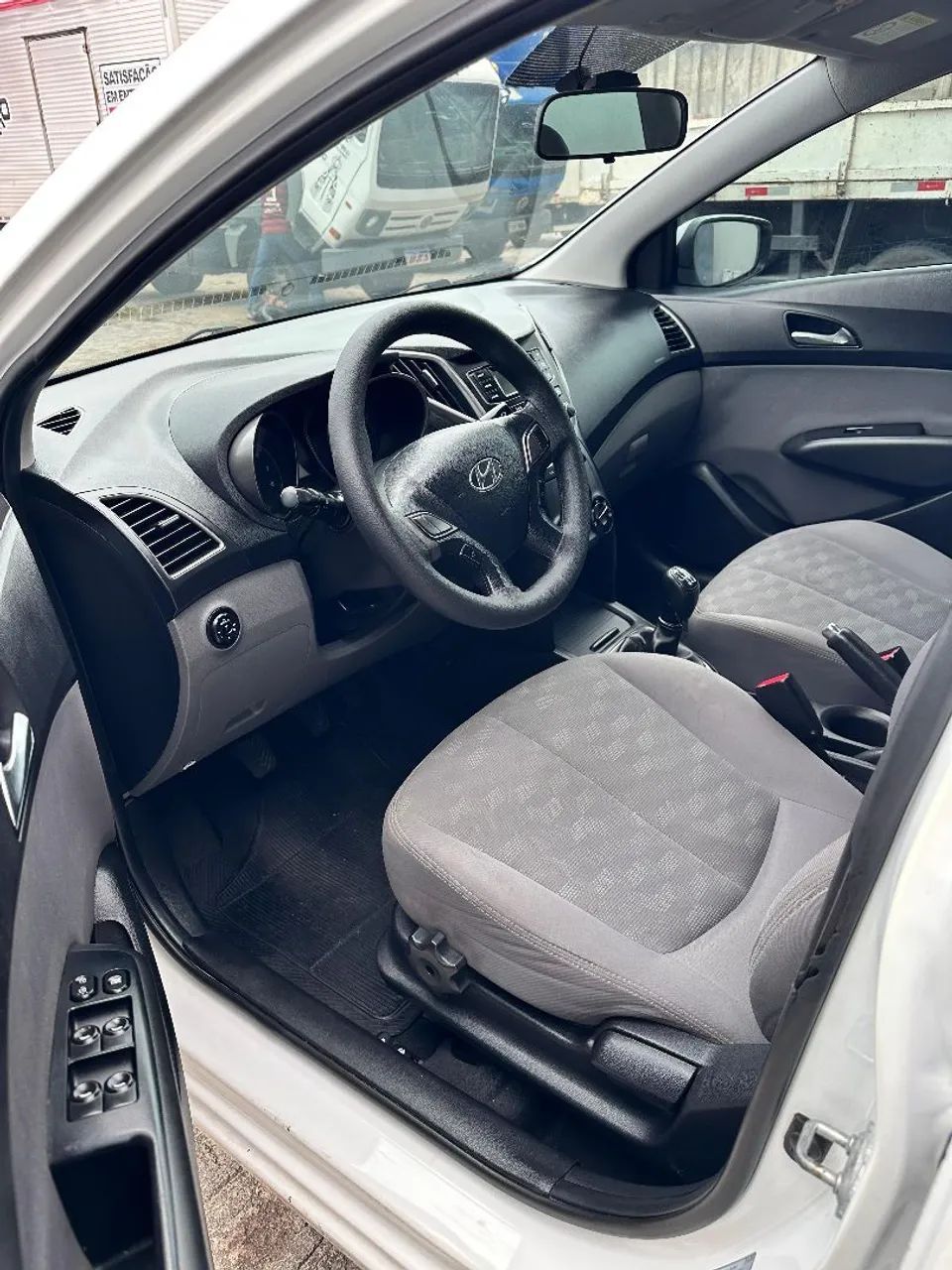 Hyundai HB20S 6
