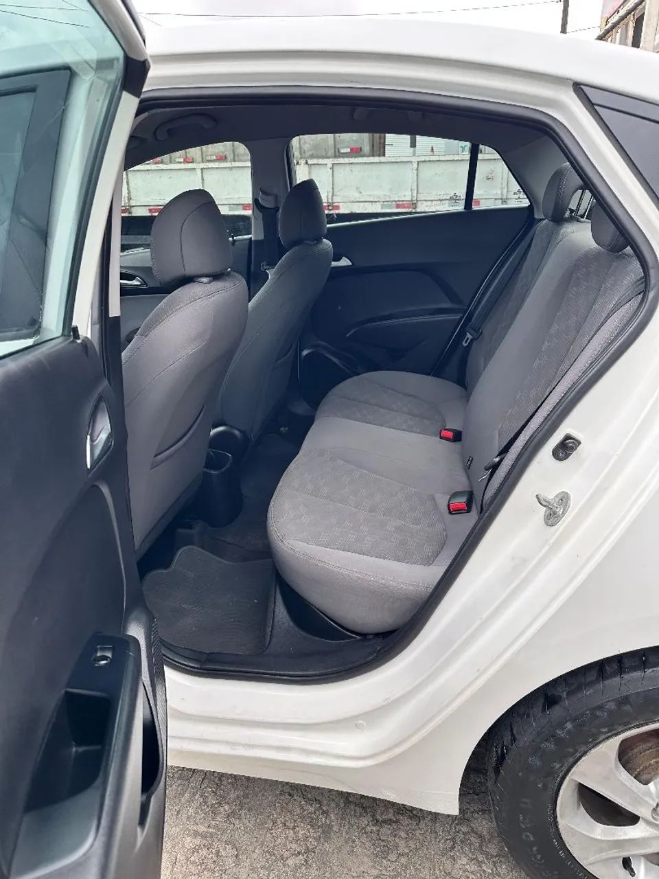 Hyundai HB20S 7