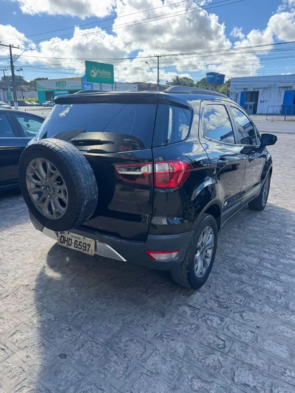 Ford ECOSPORT 4