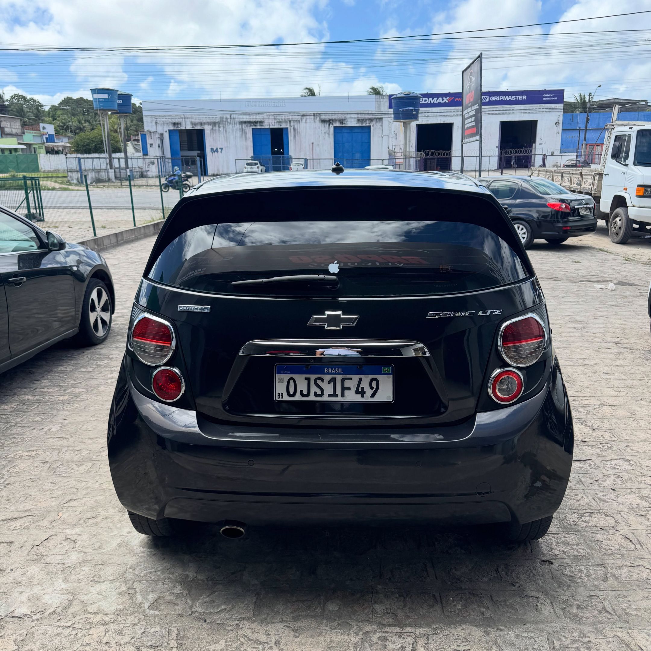 Chevrolet Sonic 5