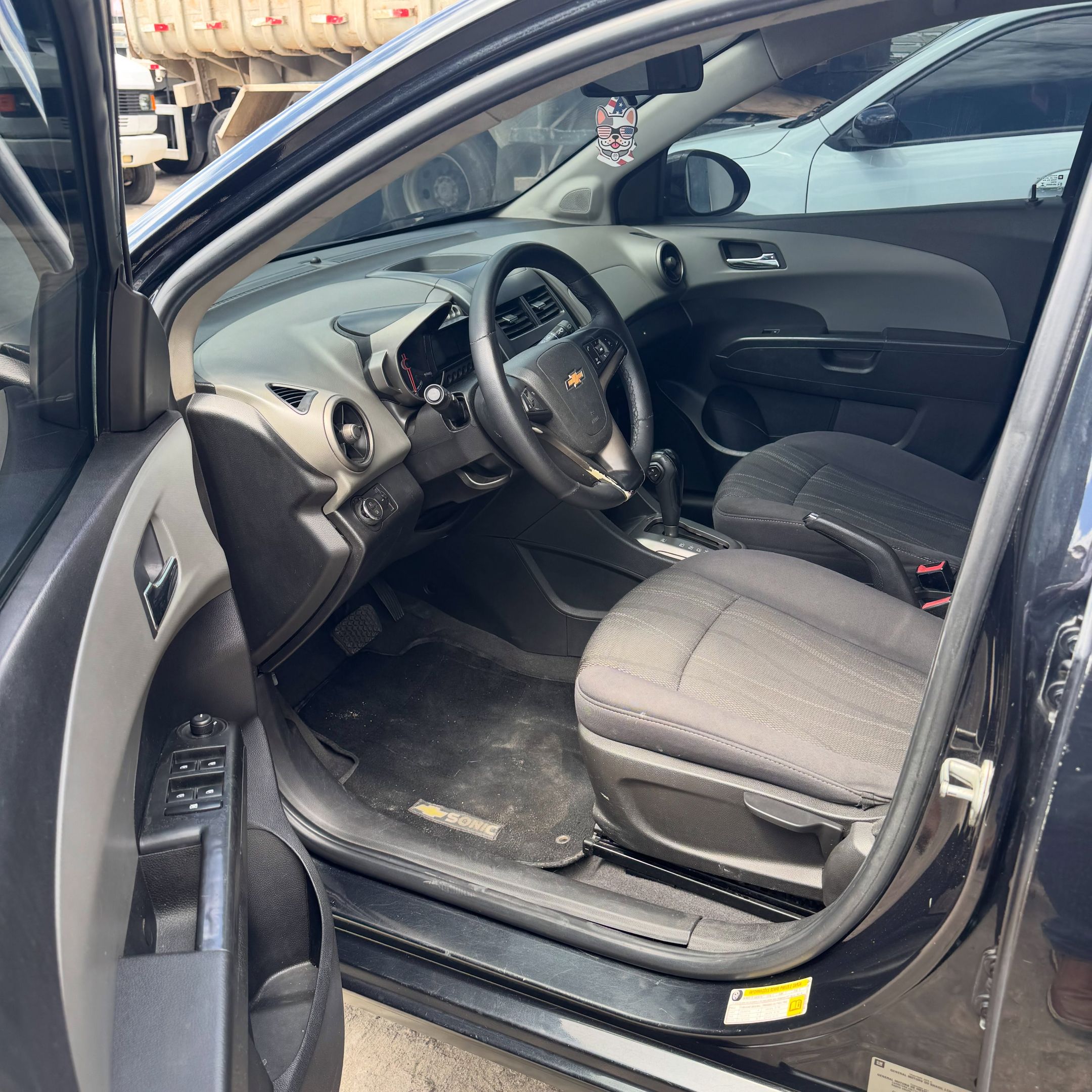 Chevrolet Sonic 10
