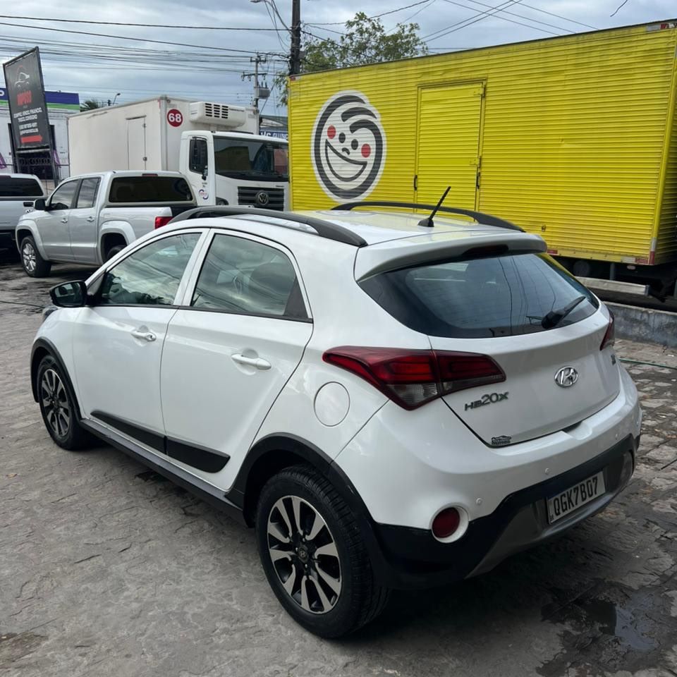 Hyundai HB20X 5