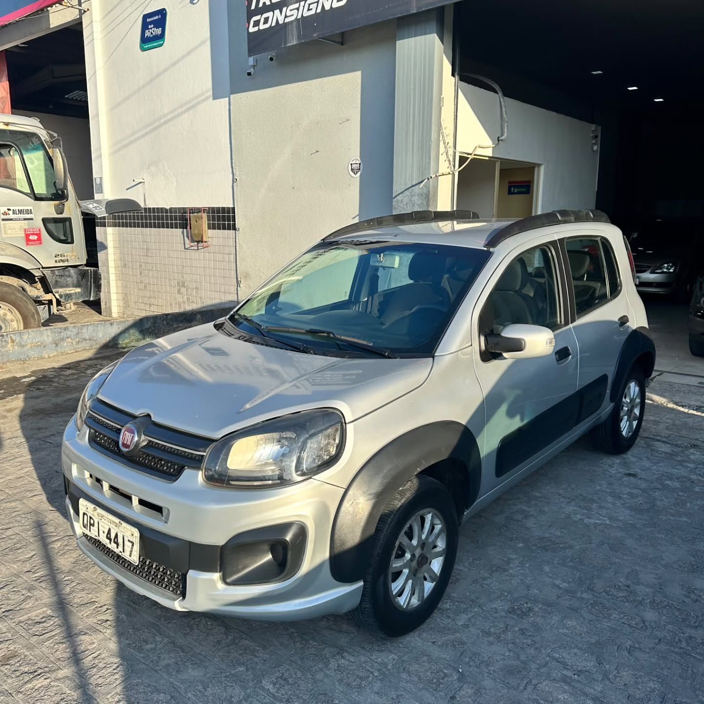 Fiat Uno 4