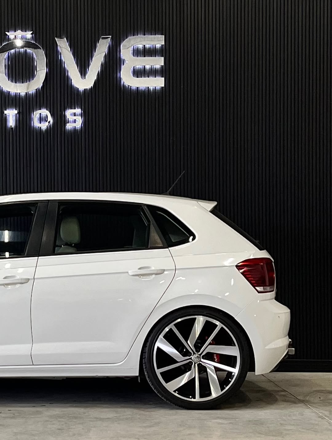 VW - VolksWagen Polo 4