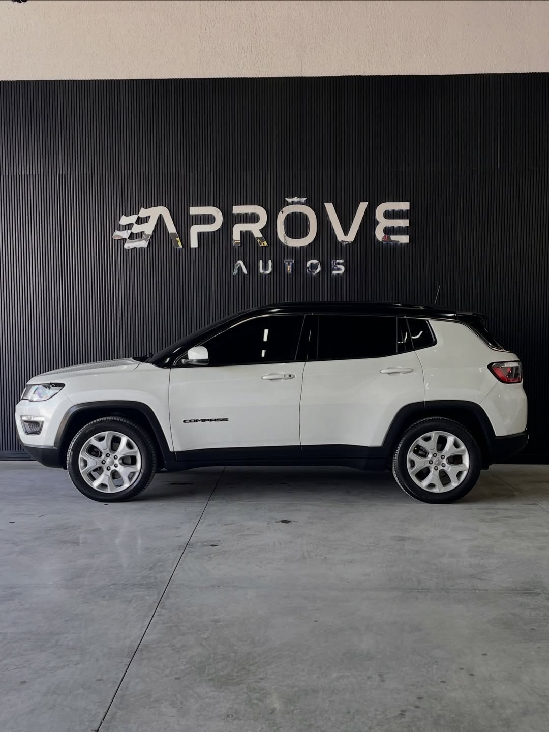Jeep COMPASS 4