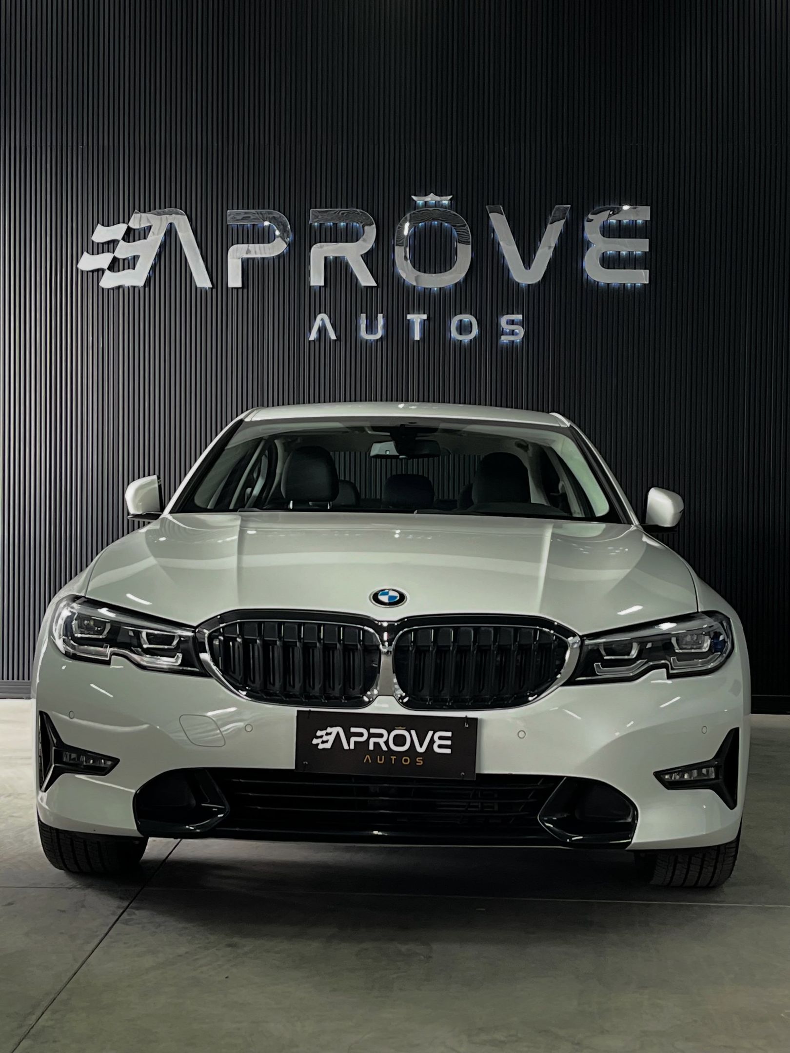 BMW 320i 2
