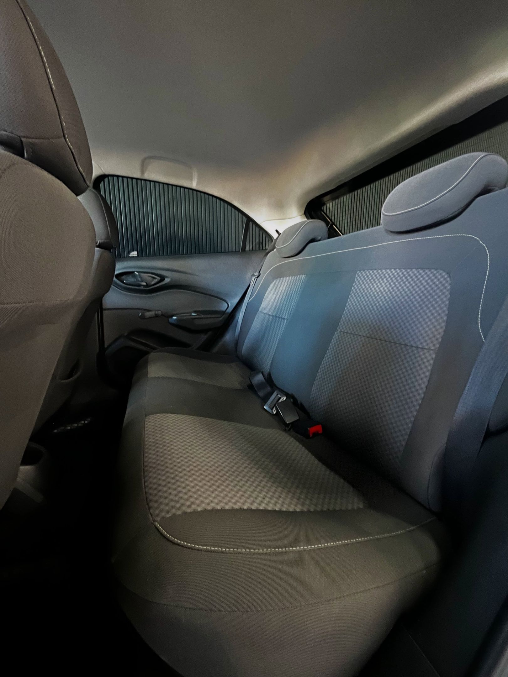 Chevrolet Onix 9