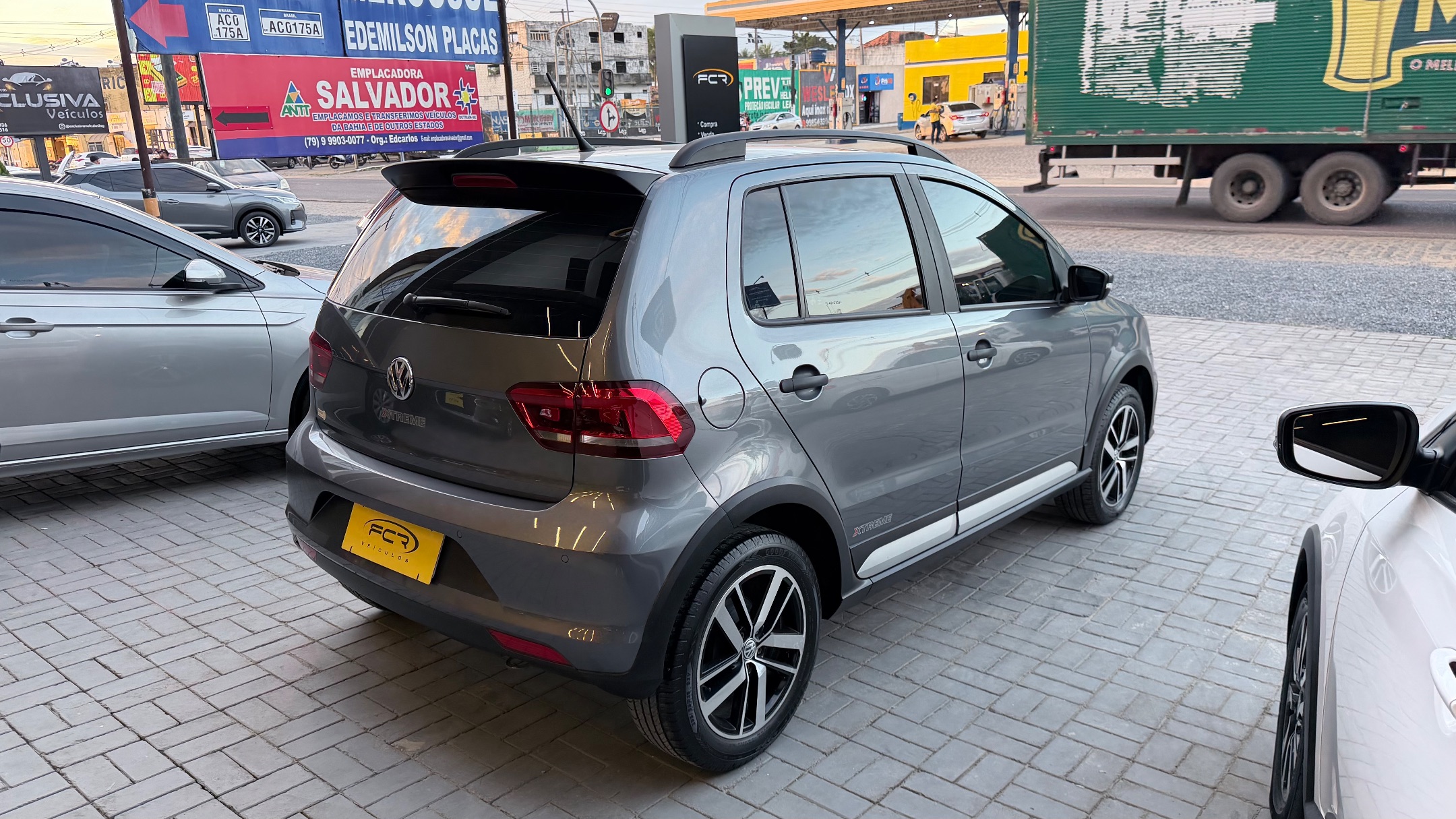 VOLKSWAGEN FOX 6