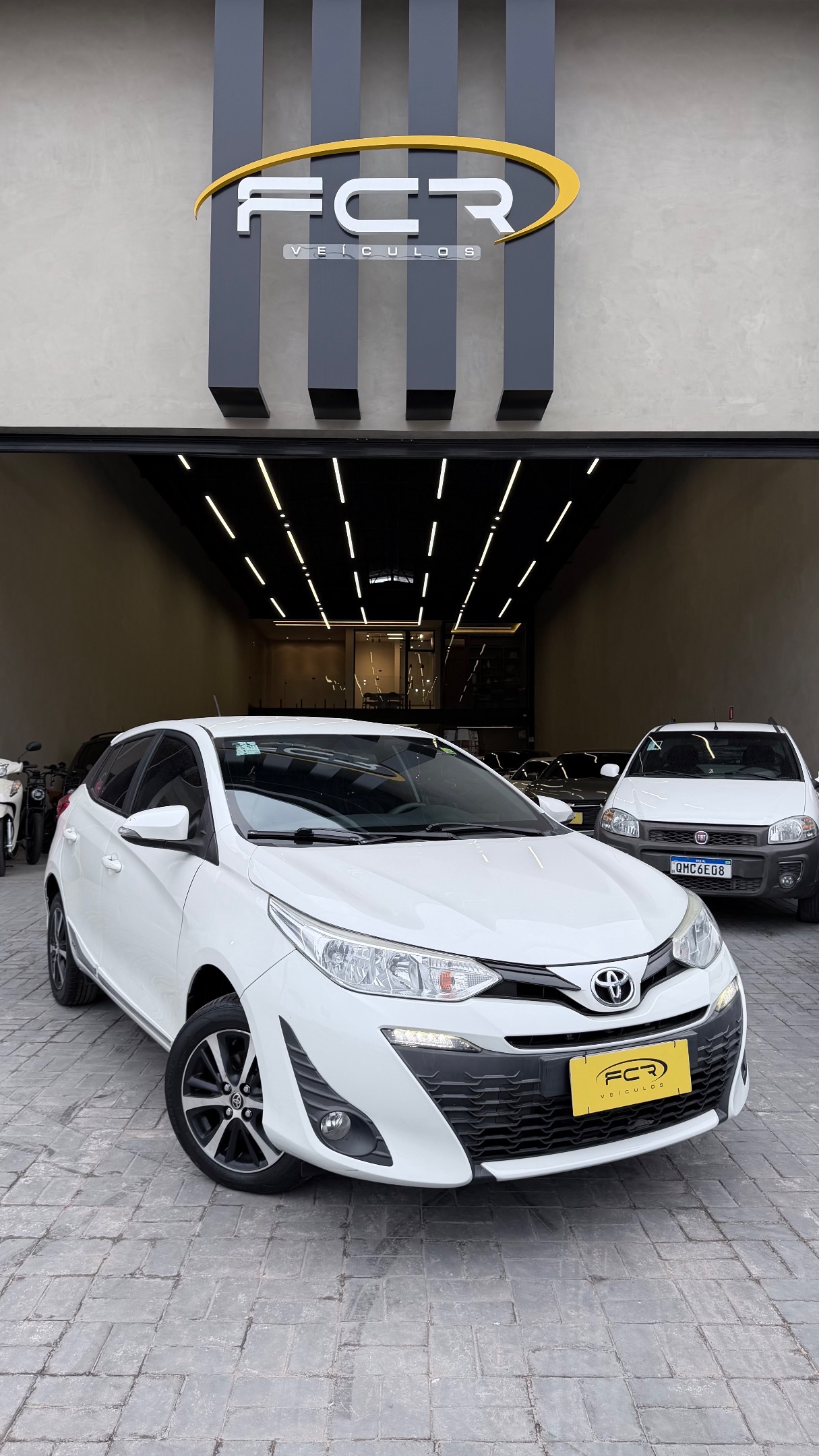TOYOTA YARIS 2019