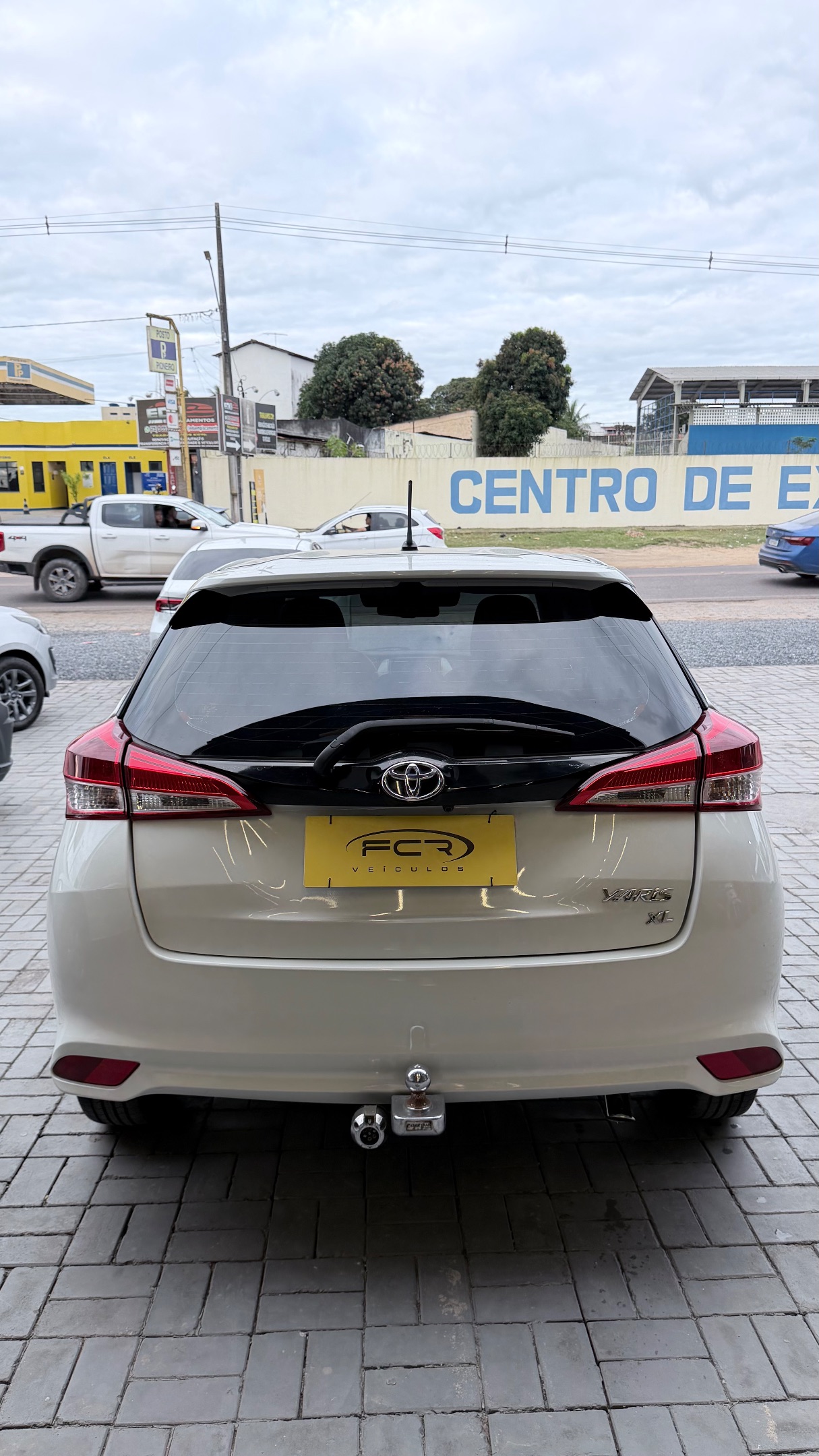 TOYOTA YARIS 5