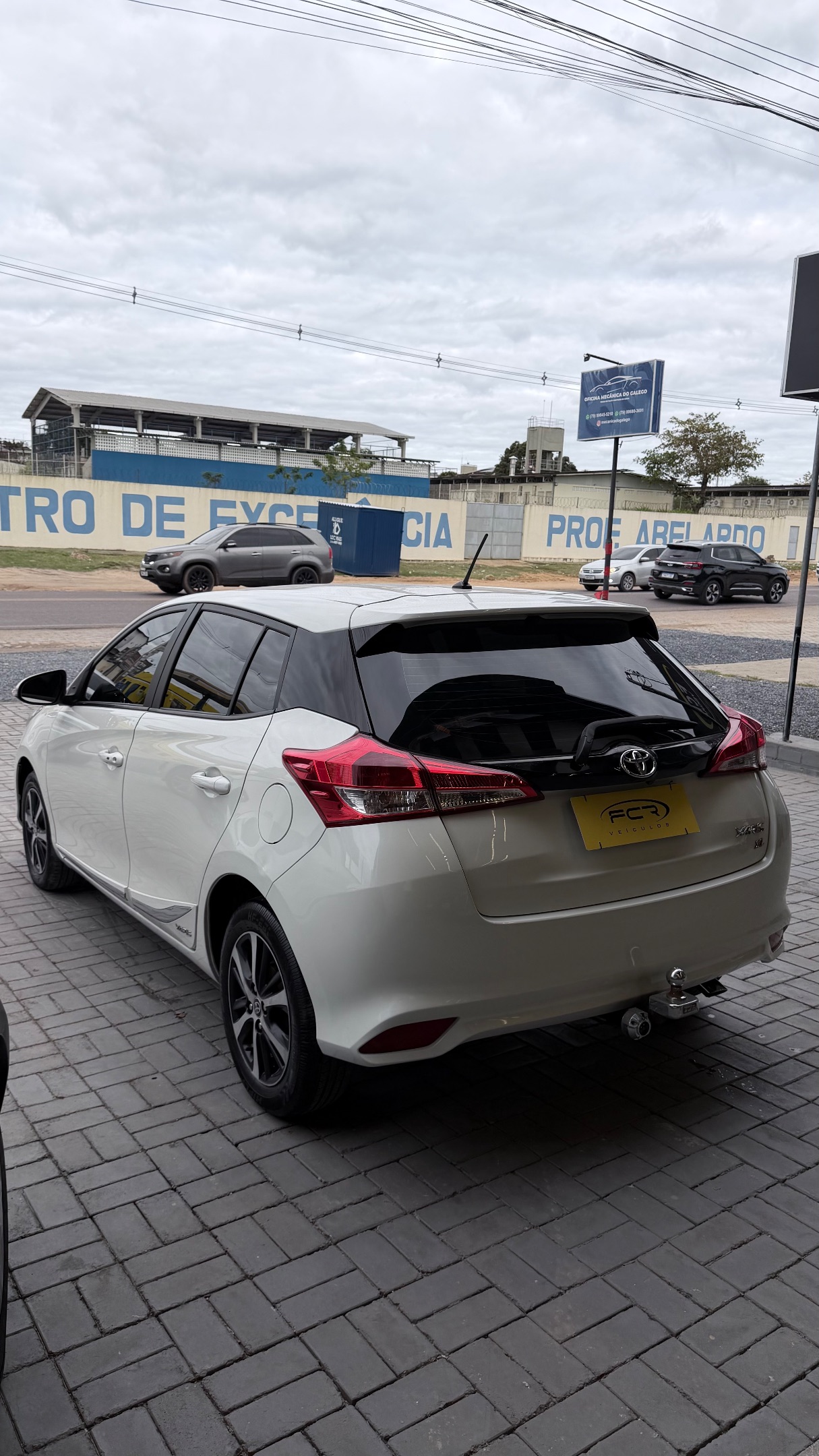 TOYOTA YARIS 6