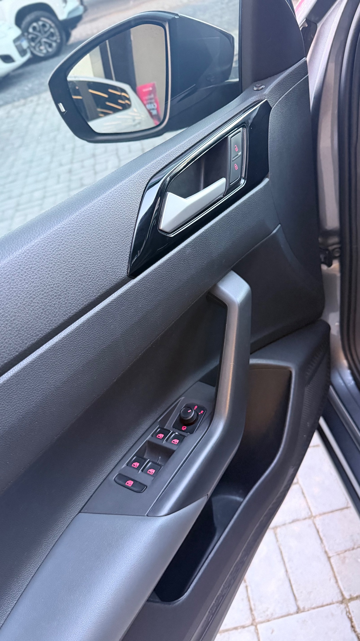 VOLKSWAGEN NIVUS 8