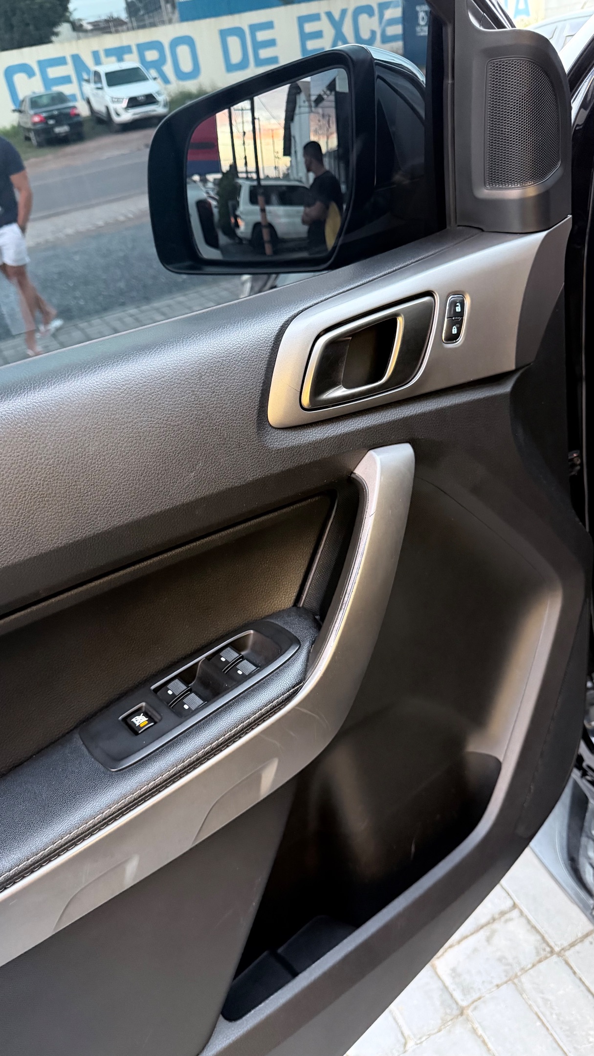 FORD RANGER CD 8