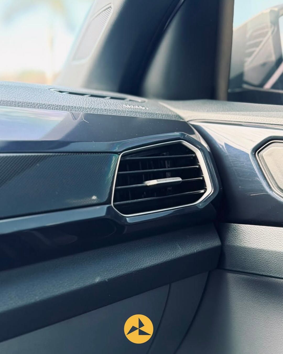 Volkswagen T-Cross 10