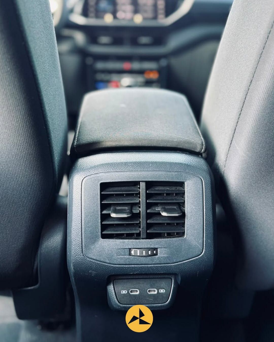 Volkswagen T-Cross 6
