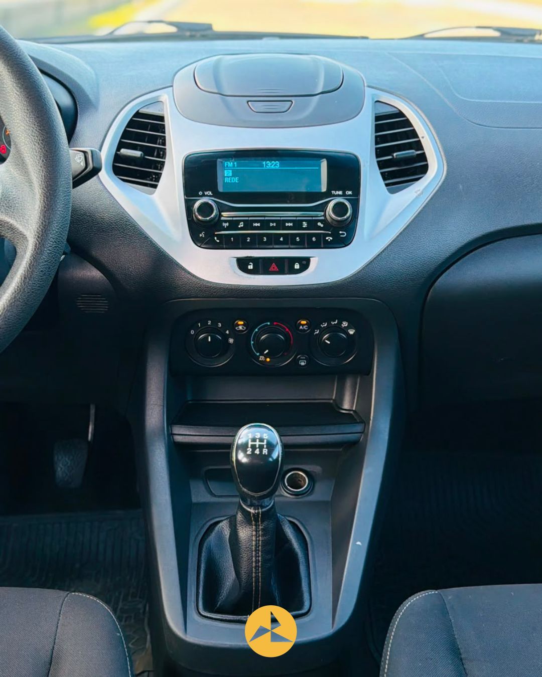 FORD KA 8