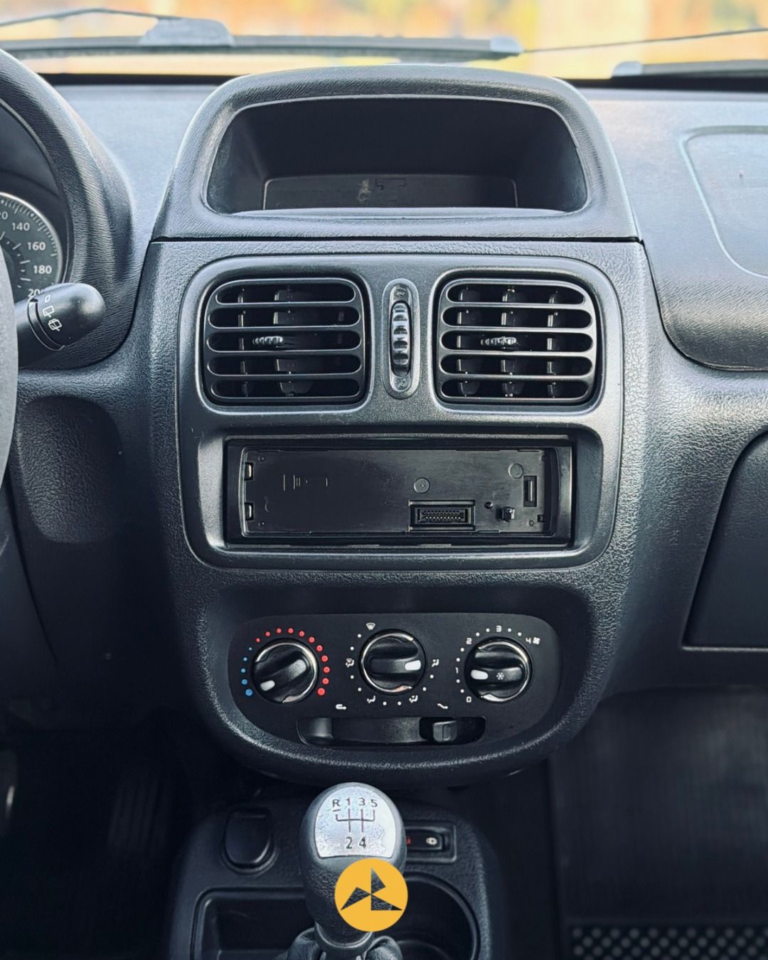 RENAULT RENAULT 9