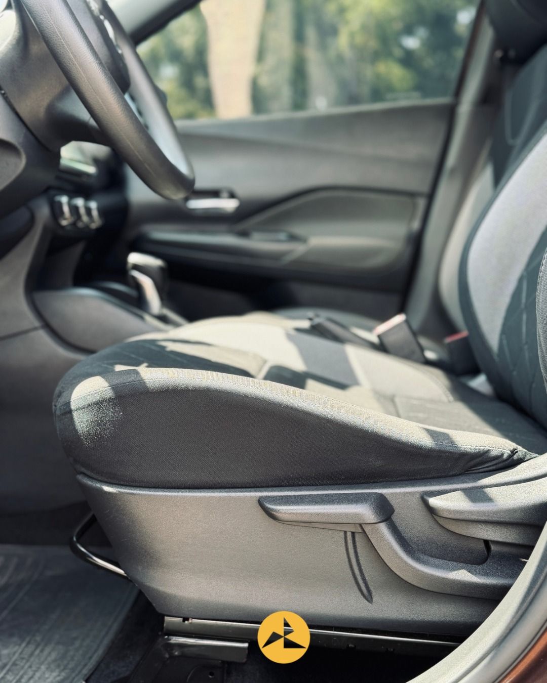 NISSAN KICKS 8