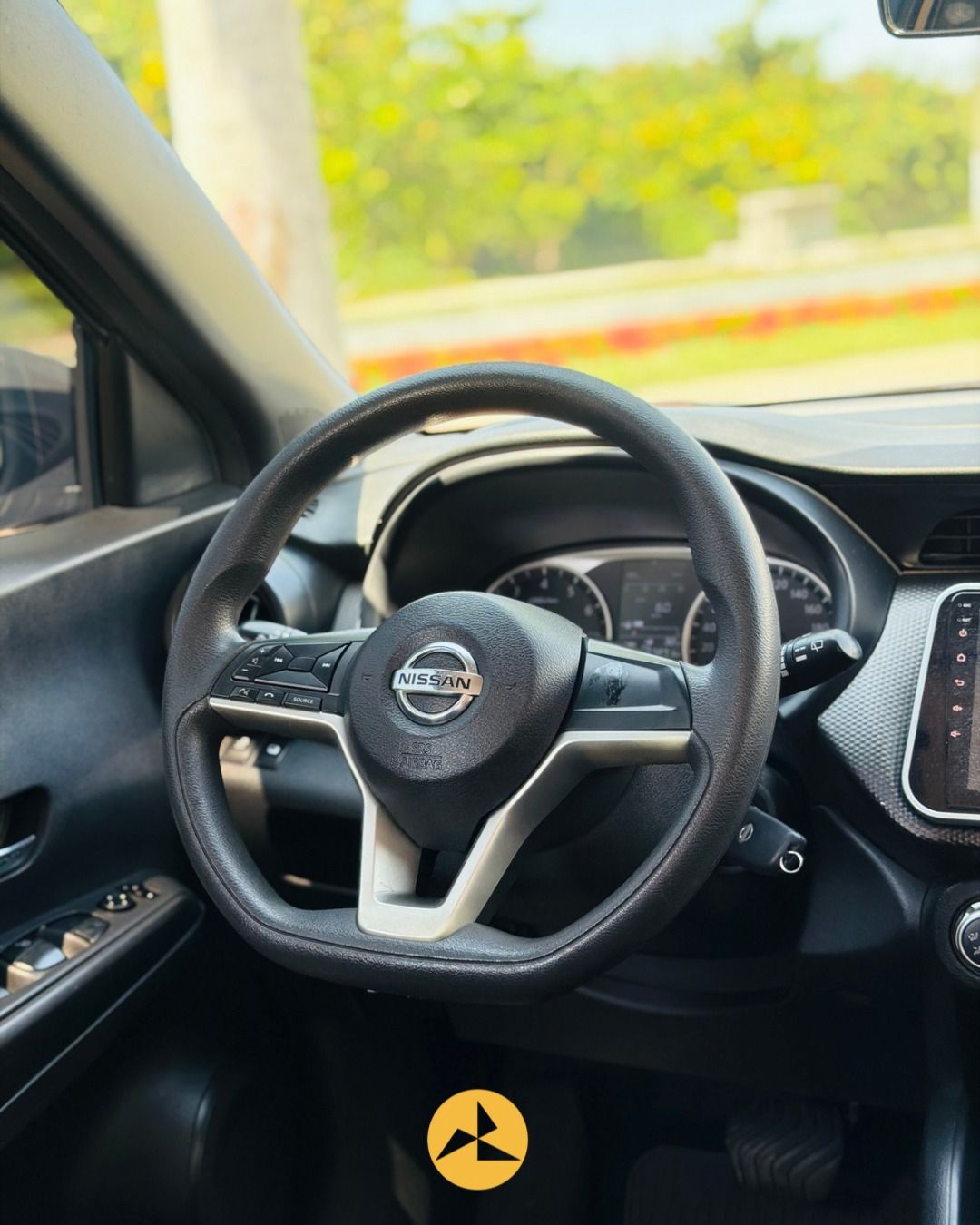 NISSAN KICKS 9