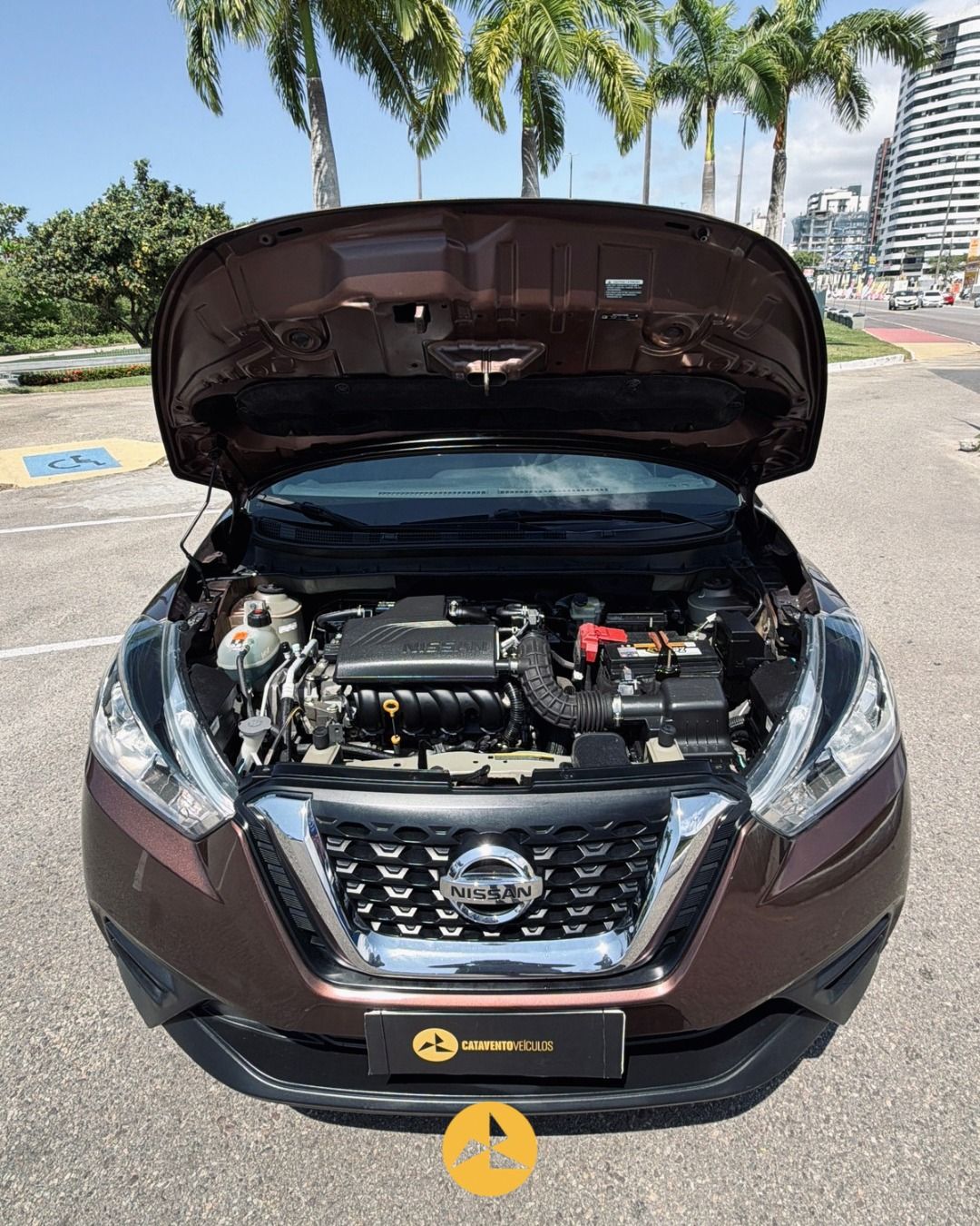 NISSAN KICKS 6