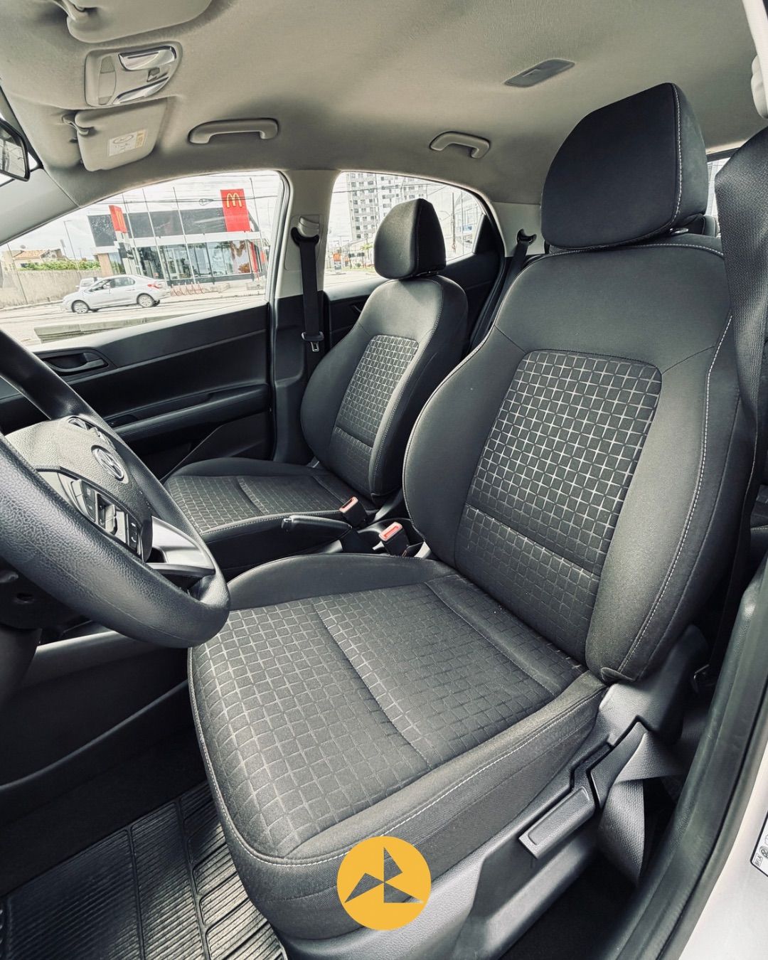 HYUNDAI HB20 13