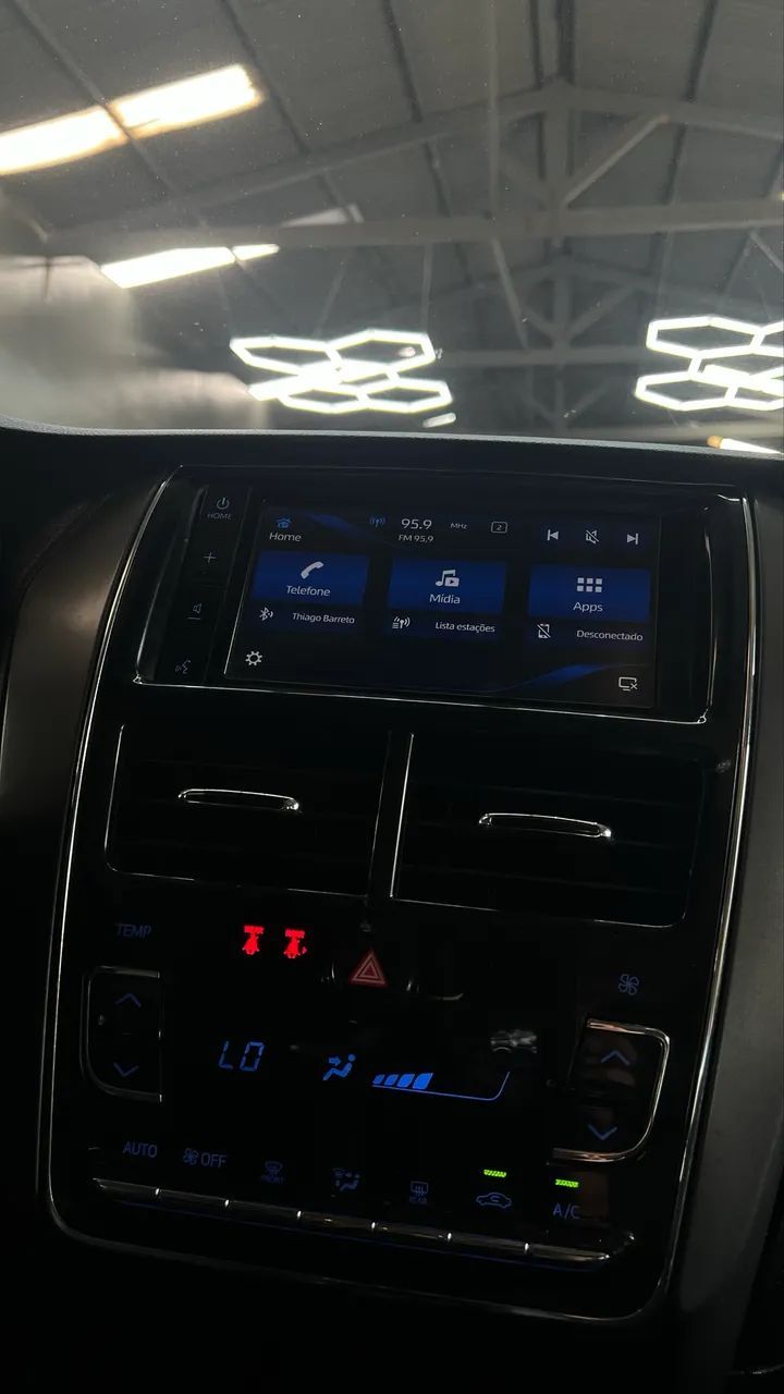 Toyota YARIS 4