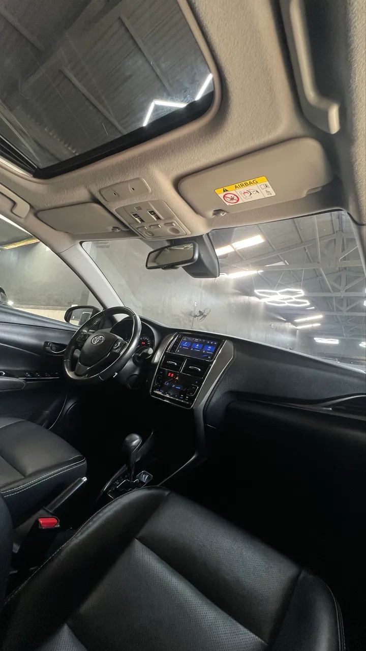 Toyota YARIS 2