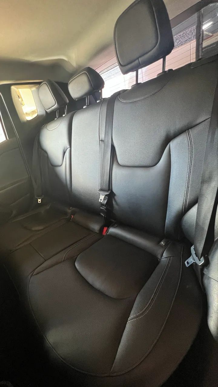 Jeep RENEGADE 6