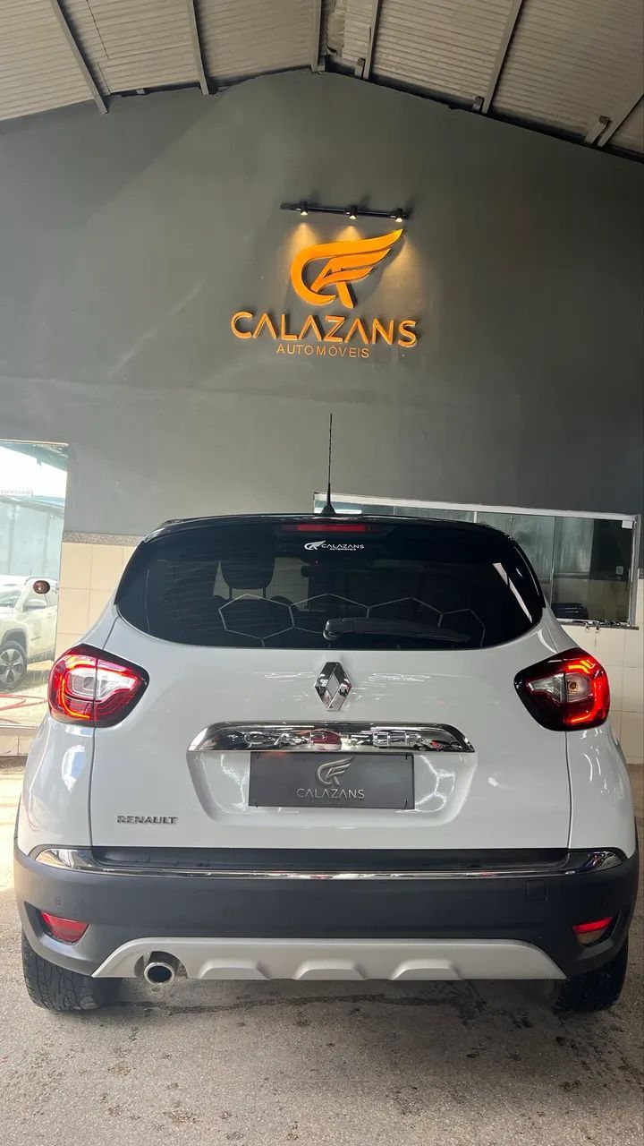 Renault CAPTUR 10