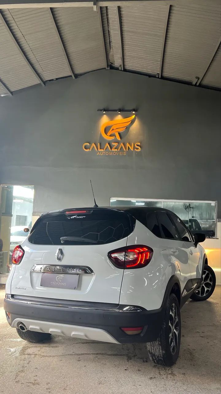 Renault CAPTUR 9
